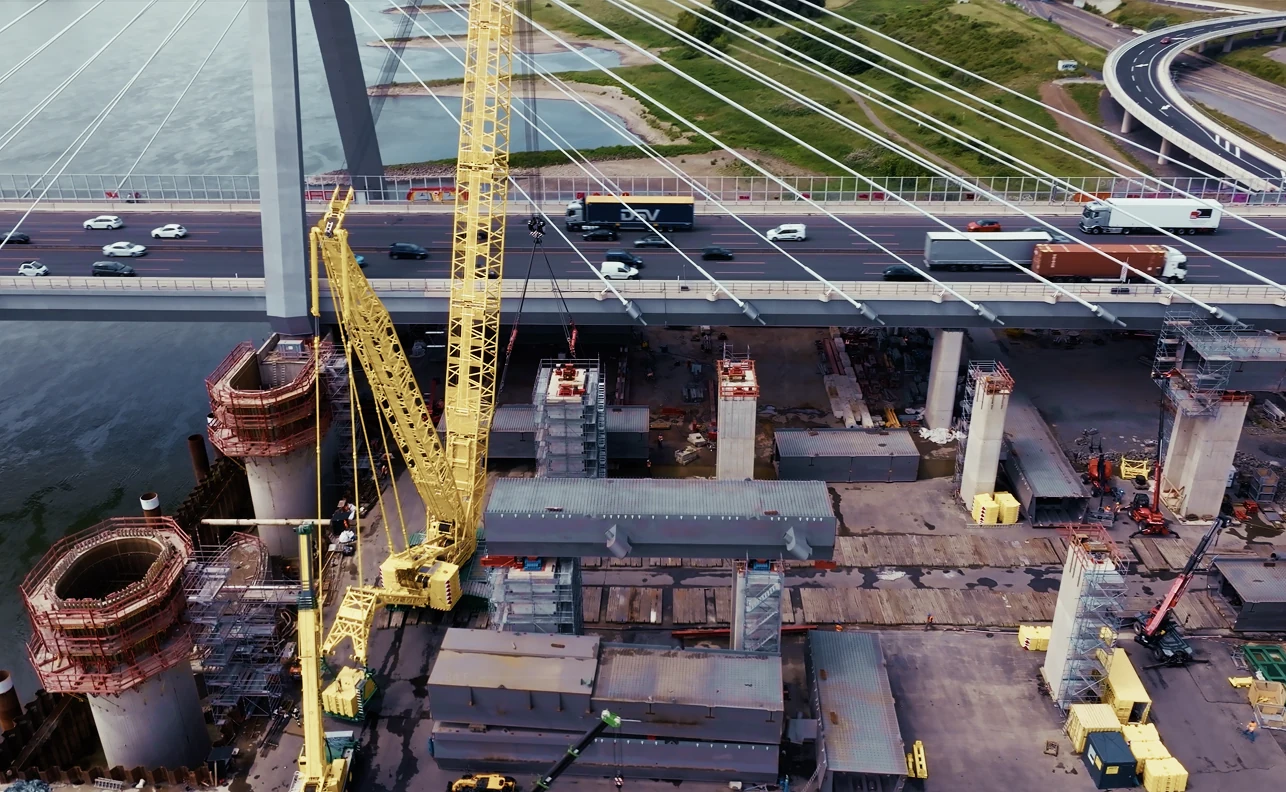 HOCHTIEF의 A1 Rhine Bridge 원격 주간 측량 사례 화면